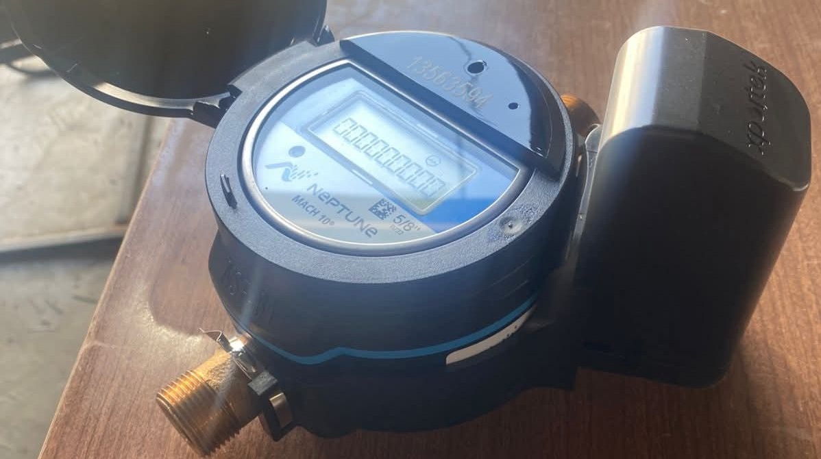 سلطة المياه توضح حول العدادات الذكية