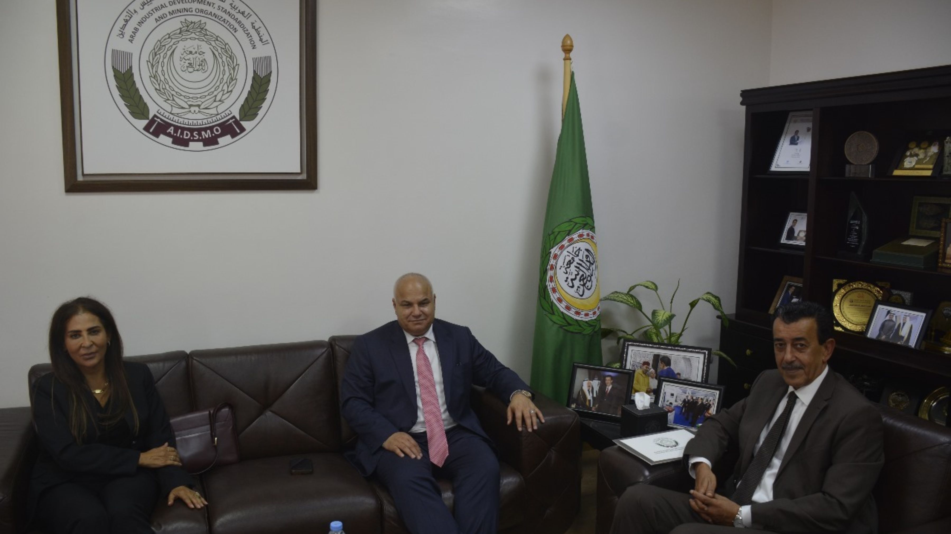 Labor Minister, AIDSMO GM Discuss Joint Cooperation