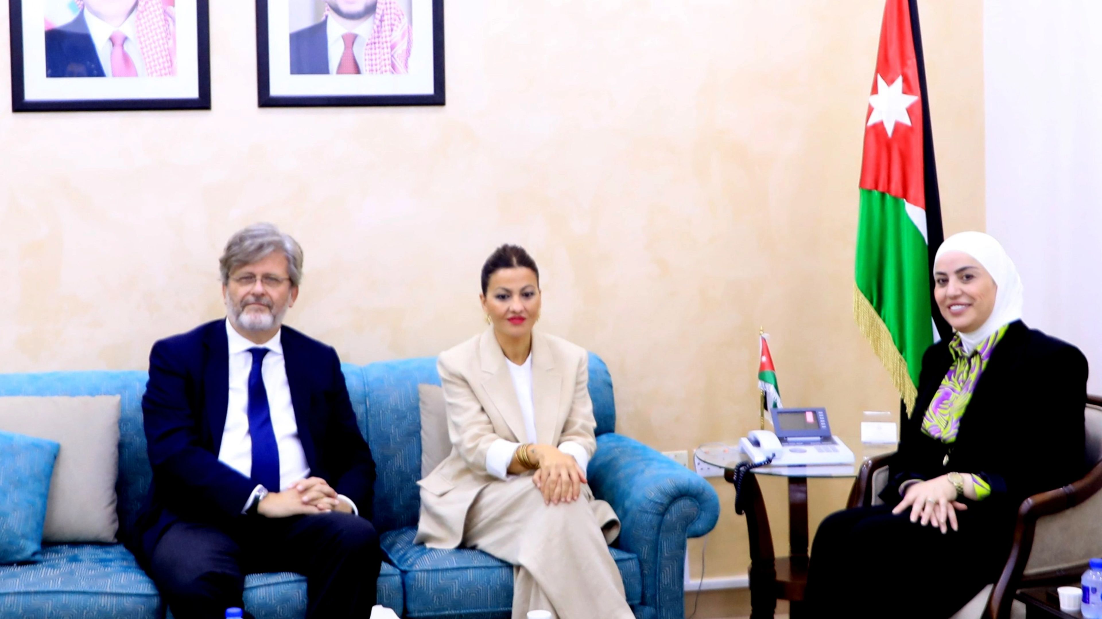 الأردن وإسبانيا يبحثان تعزيز التعاون في المجالات الاجتماعية