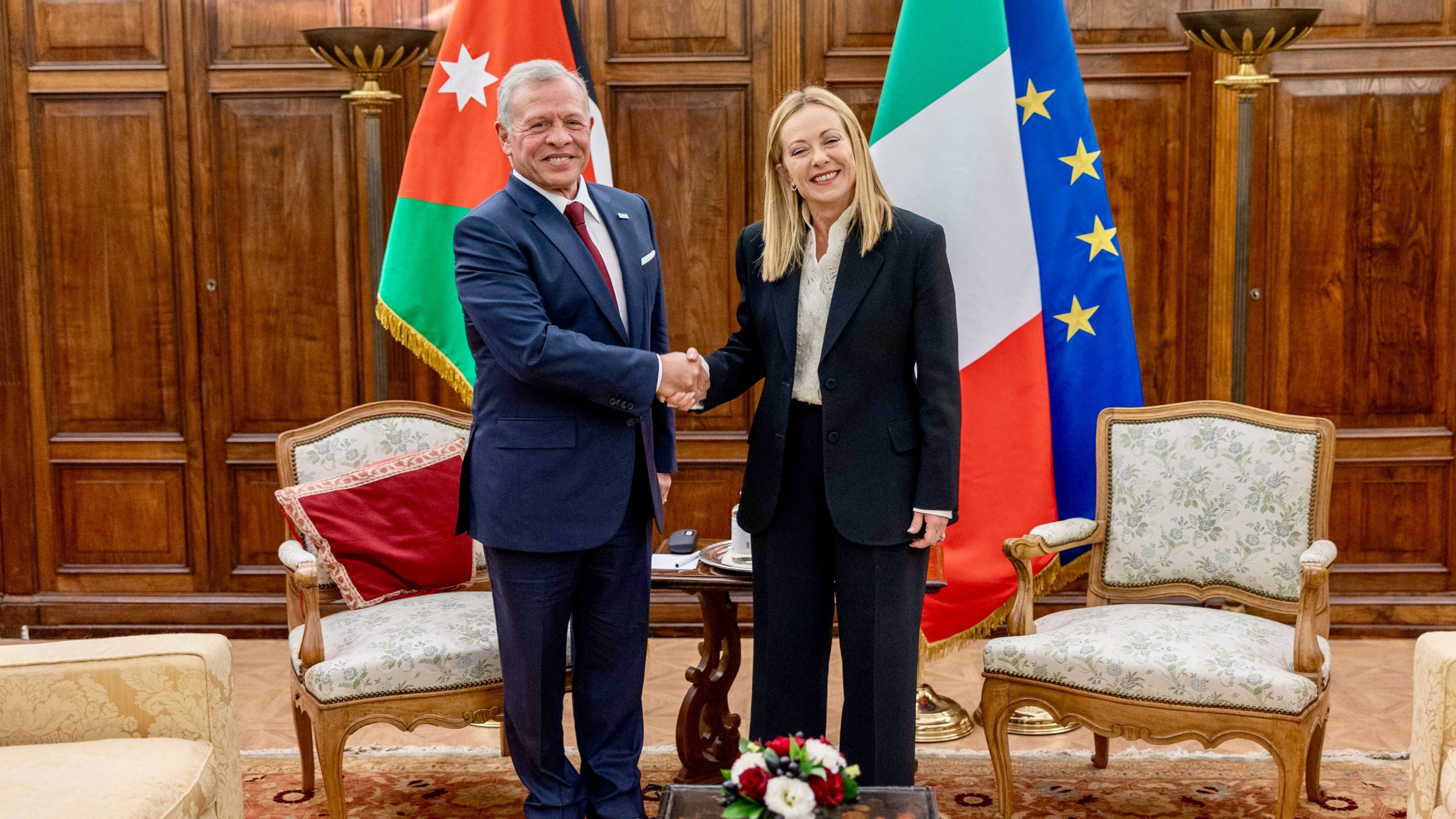 King, Italy PM call for ensuring implementation of Gaza agreement