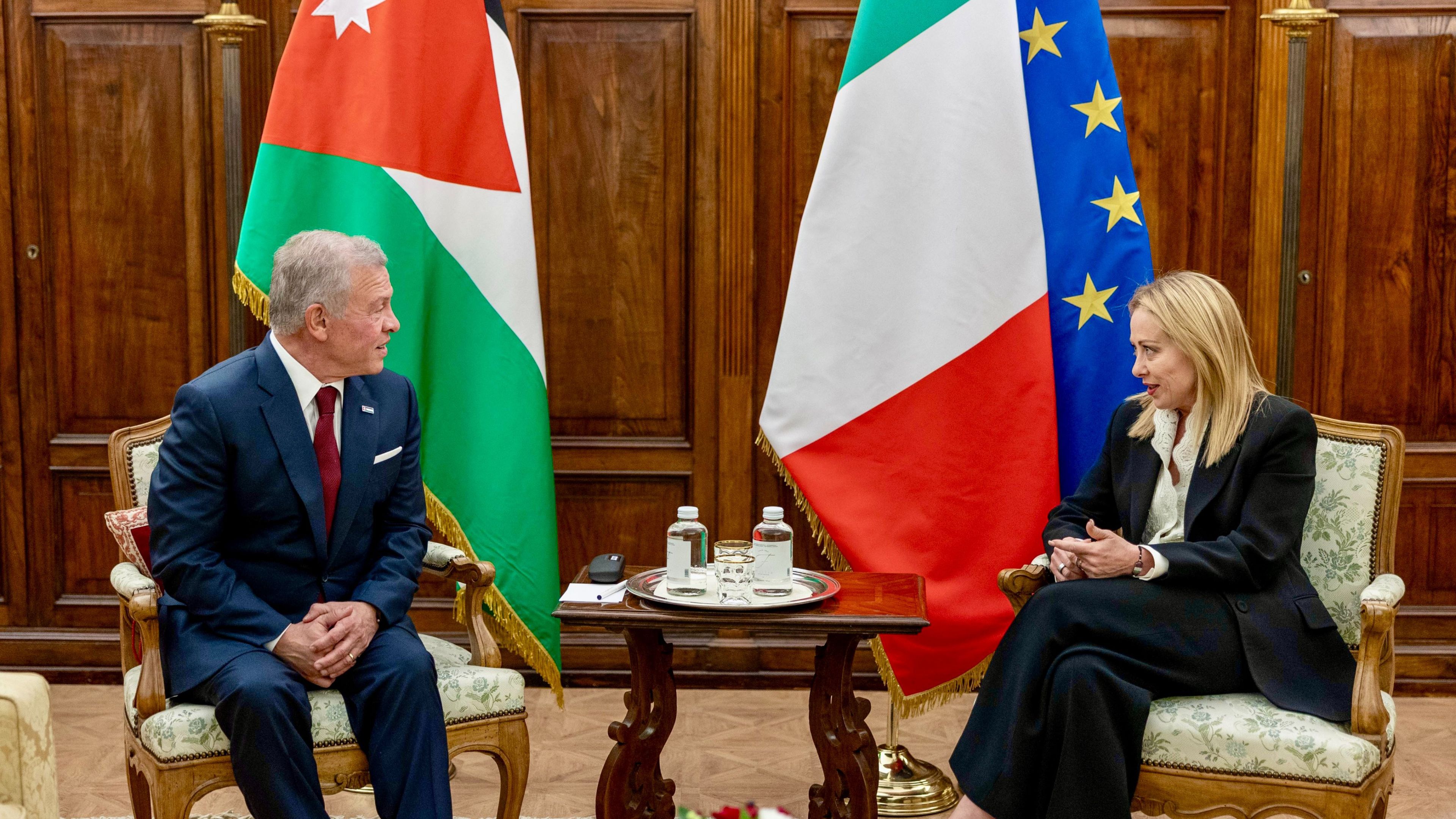 الملك يلتقي رئيسة وزراء إيطاليا ويؤكدان أهمية ضمان تنفيذ اتفاق إنهاء الحرب في غزة