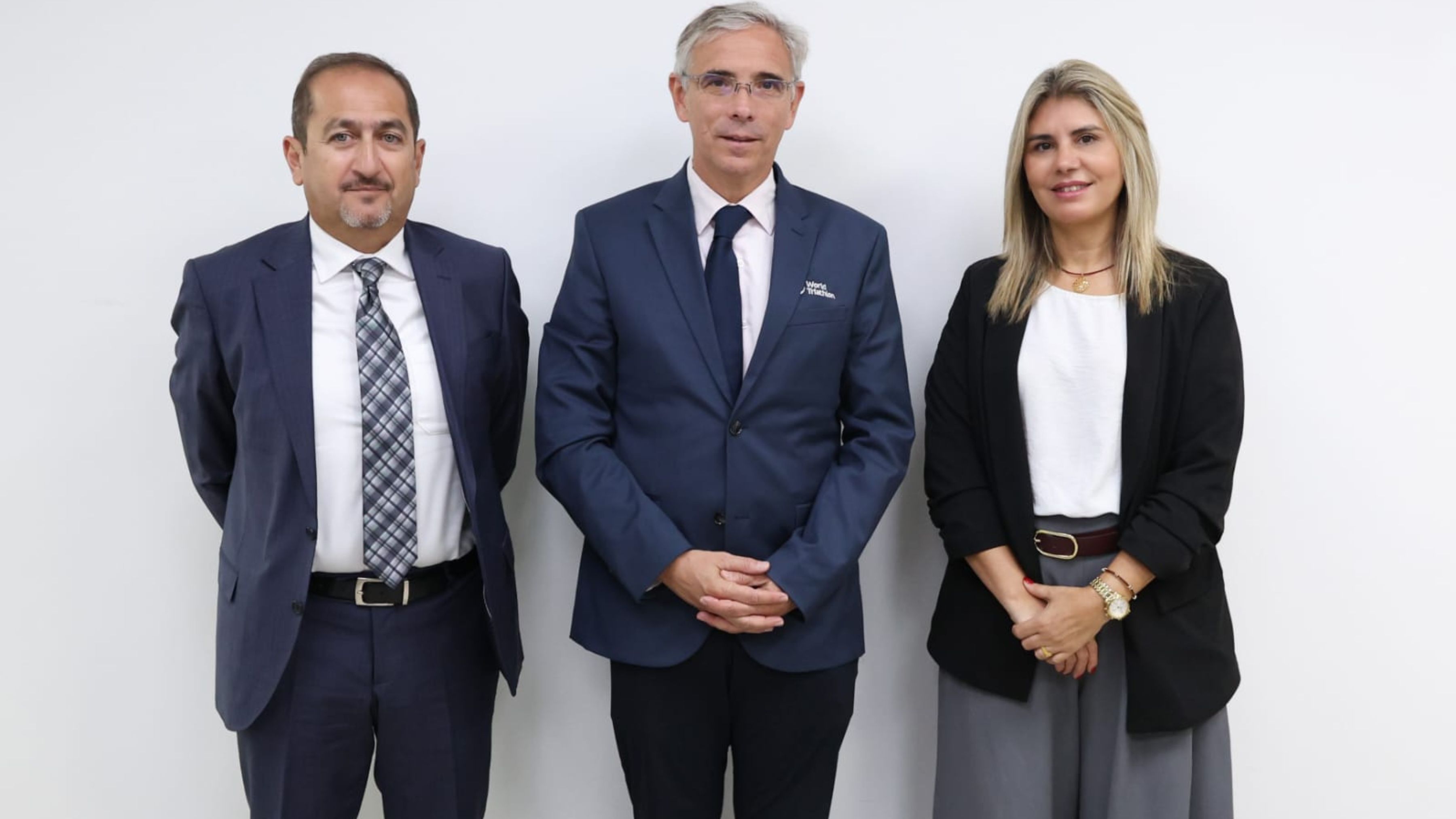 اللجنة الأولمبية تستقبل رئيس الاتحاد الدولي للترايثلون