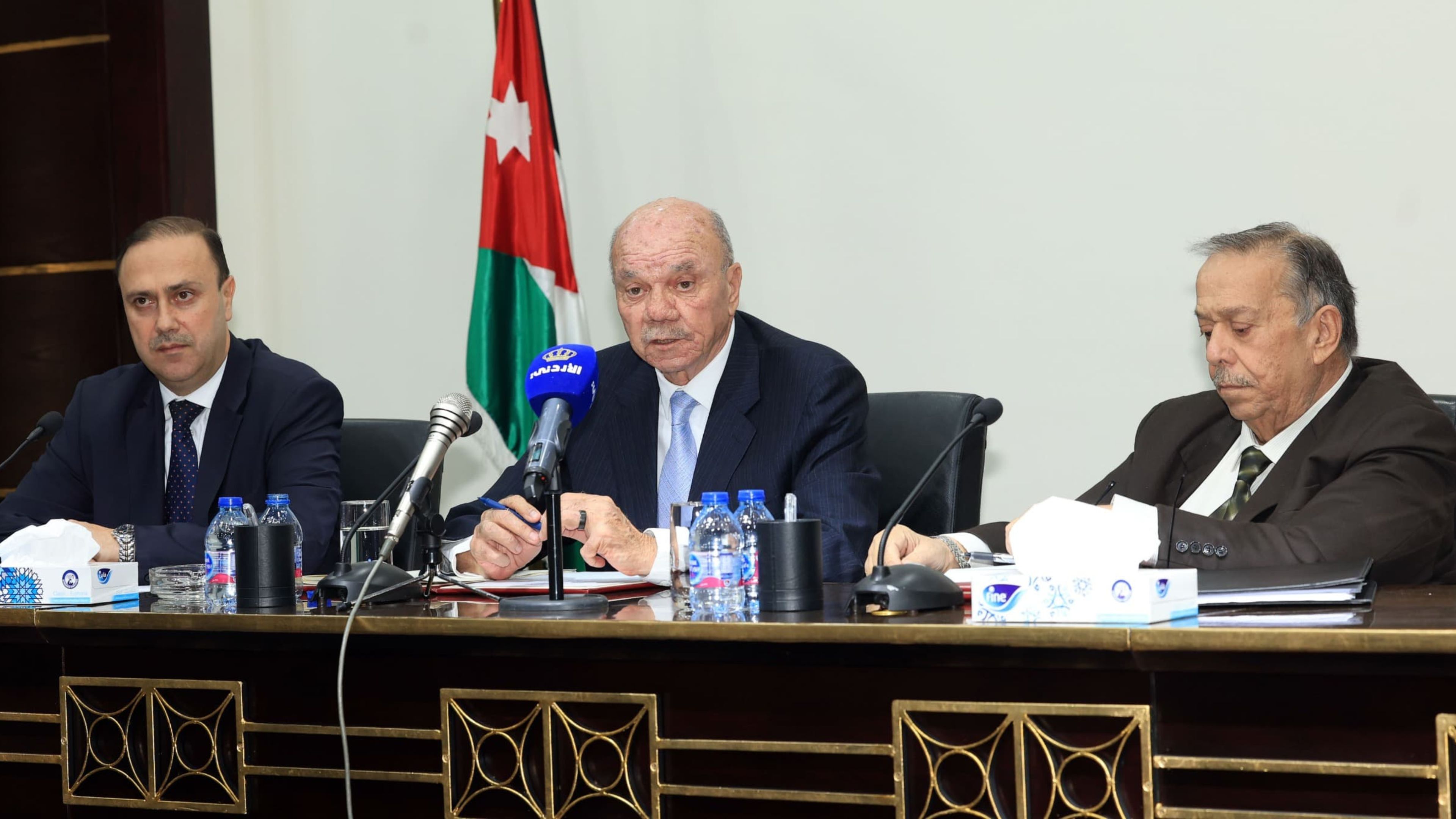 رئيس مجلس الأعيان يدعو وسائل الإعلام لحماية اللغة العربية وتعزيز مكانتها