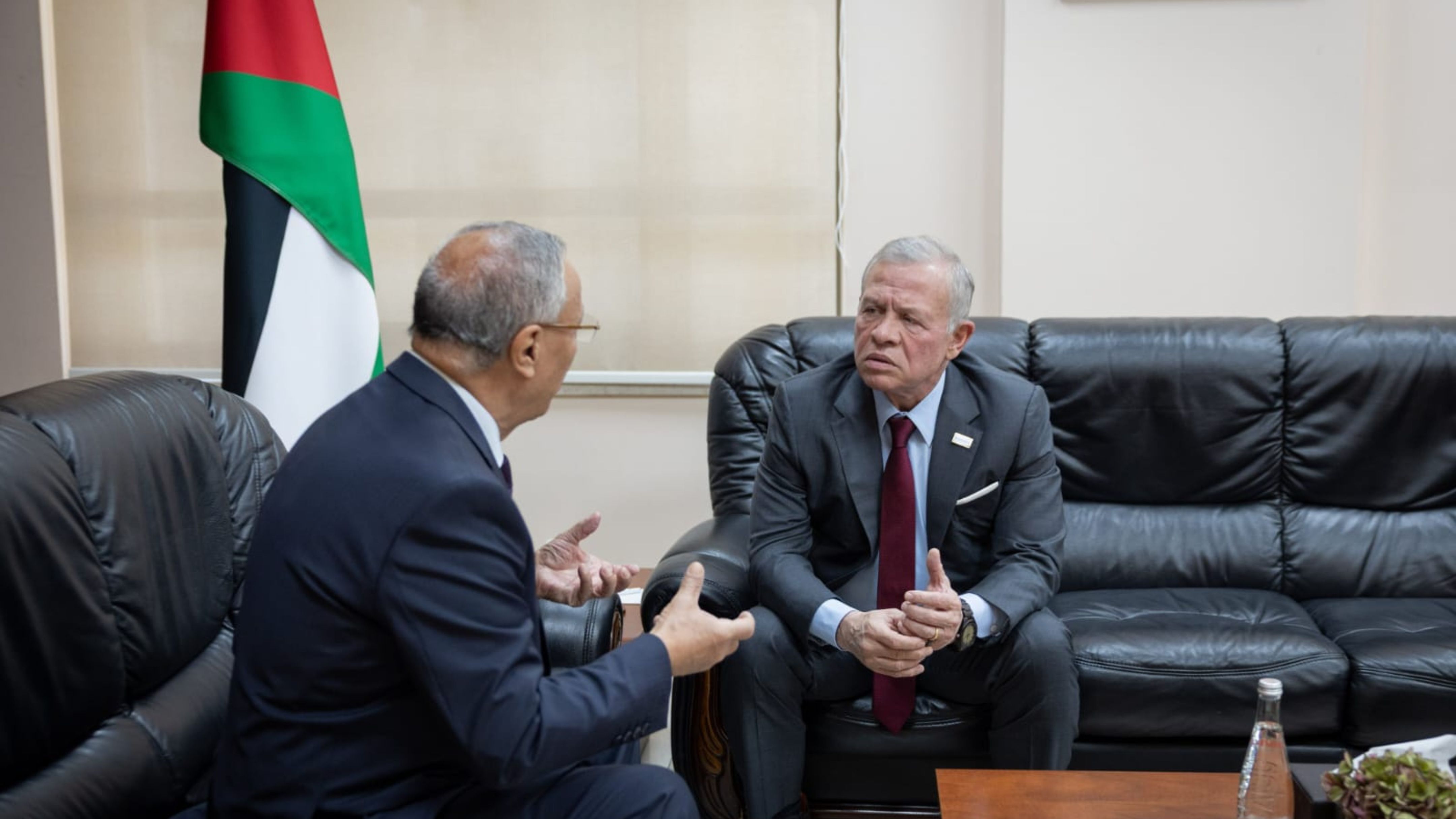 الملك يزور المجلس القضائي الأردني ويوعز بتشكيل لجنة لتطوير القضاء