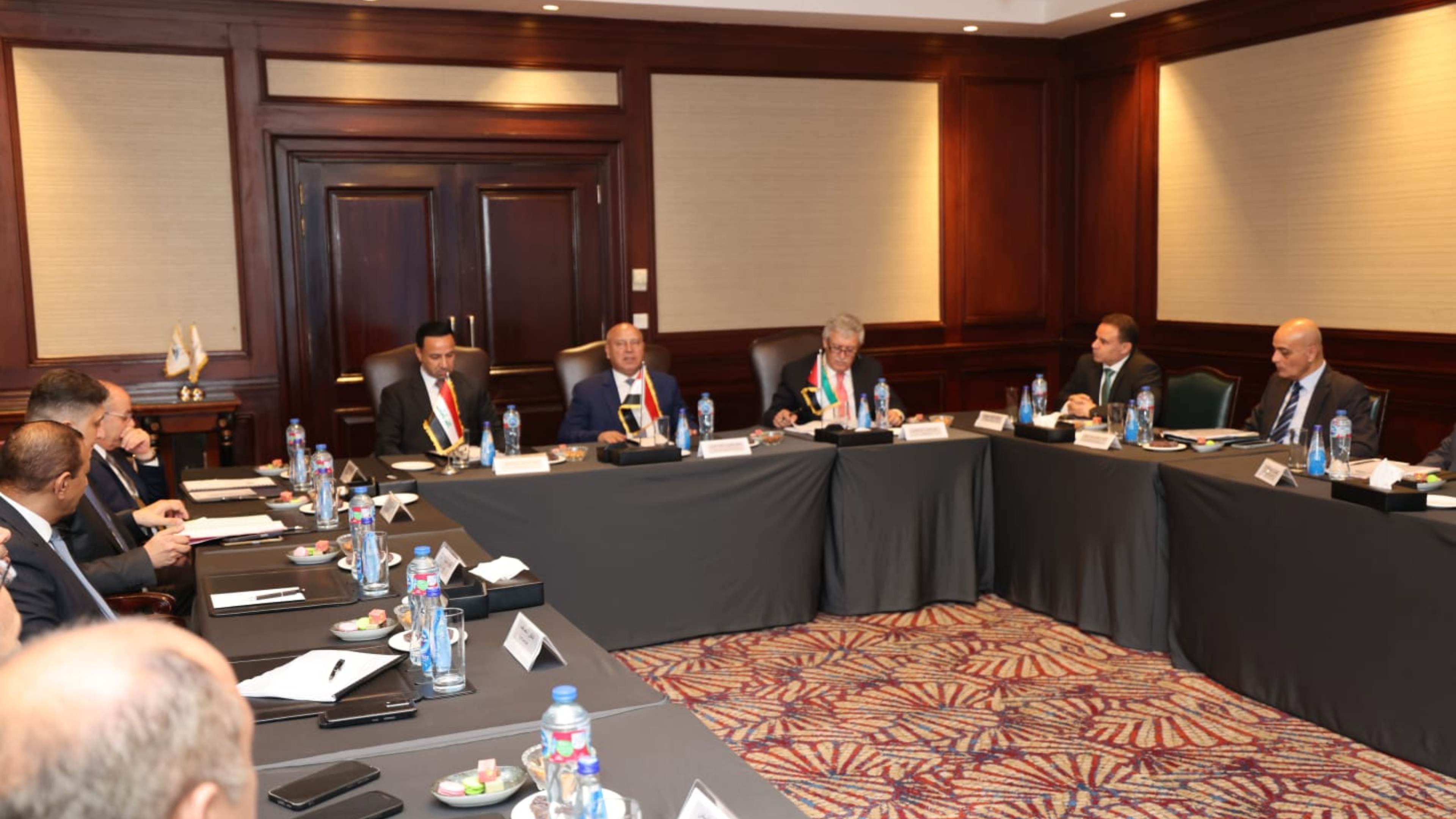 وزير النقل: الجسر العربي نموذج ريادي لتعزيز التكامل البحري العربي