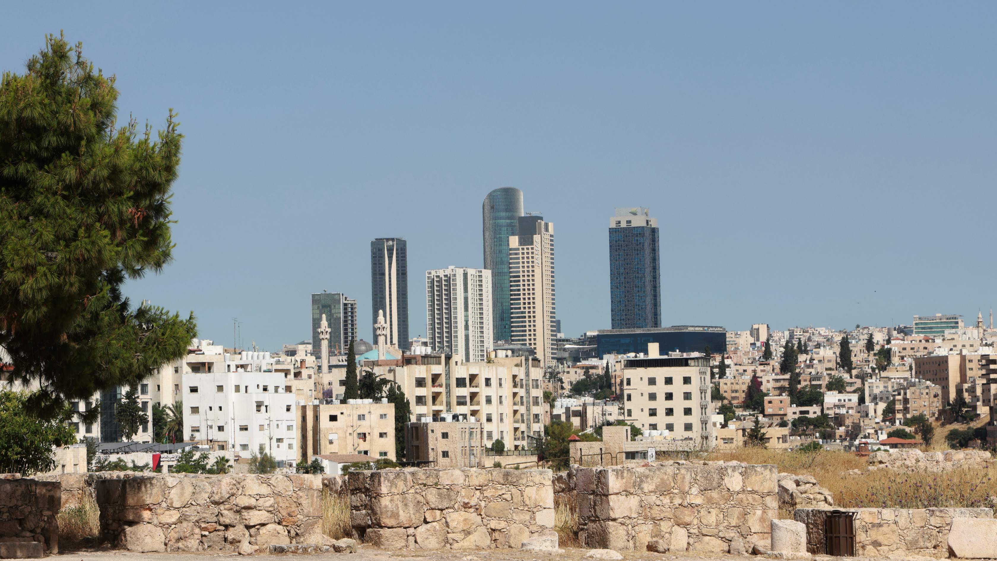 أجواء معتدلة اليوم وأمطار متفرقة نهاية الأسبوع