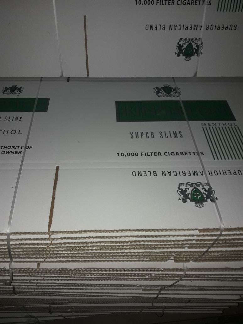 الجمارك تضبط مزرعة تبغ مساحتها أكثر من 200 دونم و 70 طنا من مستلزمات انتاج السجائر&lt;br&gt;