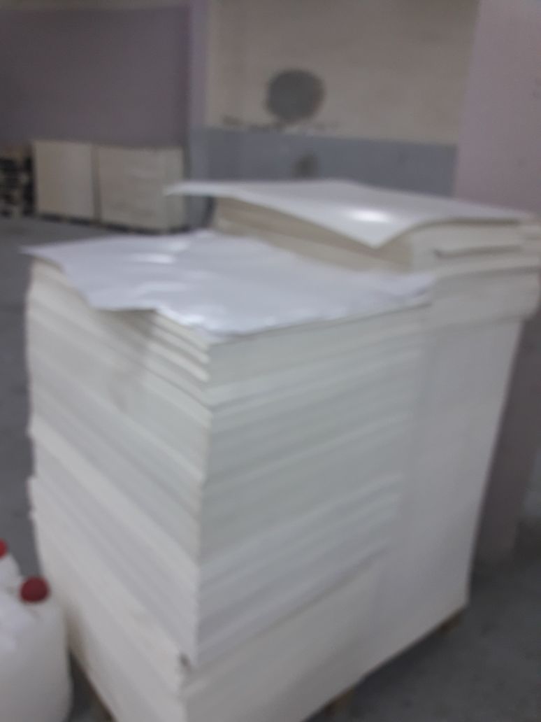 الجمارك تضبط مزرعة تبغ مساحتها أكثر من 200 دونم و 70 طنا من مستلزمات انتاج السجائر&lt;br&gt;