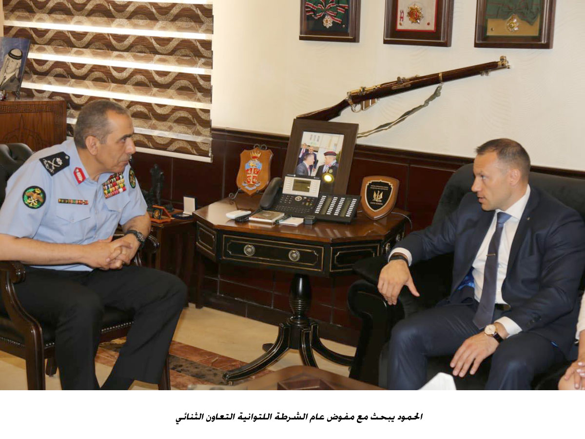 الحمود يبحث مع مفوض عام الشرطة اللتوانية التعاون الثنائي&lt;br&gt;