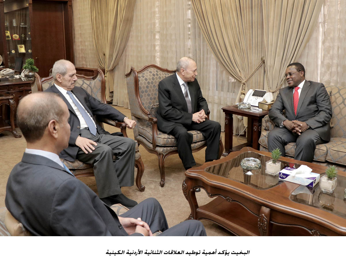 البخيت يؤكد أهمية توطيد العلاقات الثنائية الأردنية الكينية &lt;br&gt;