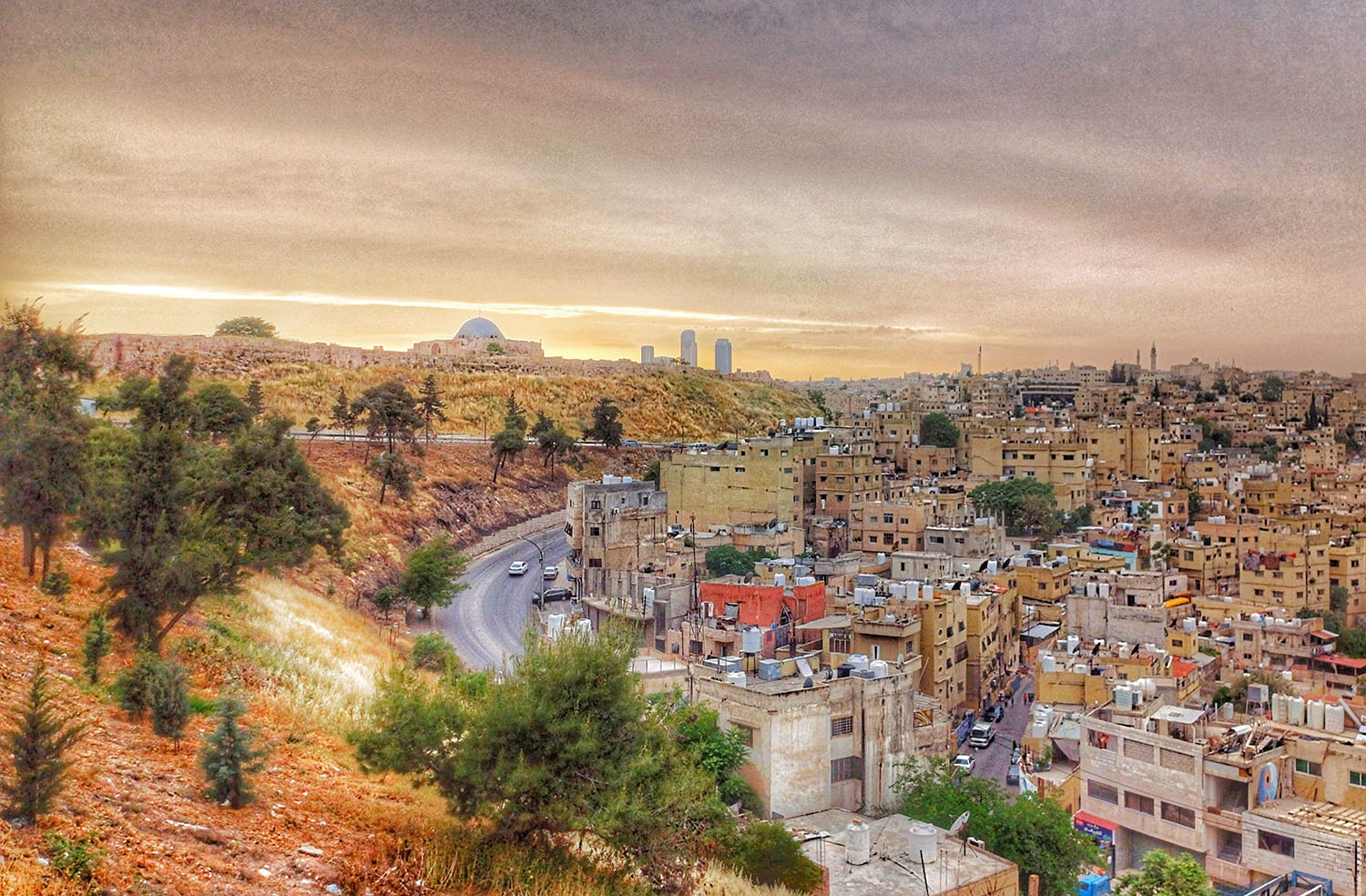 عمان وقت الغروب ............. تصوير احمد عبده 