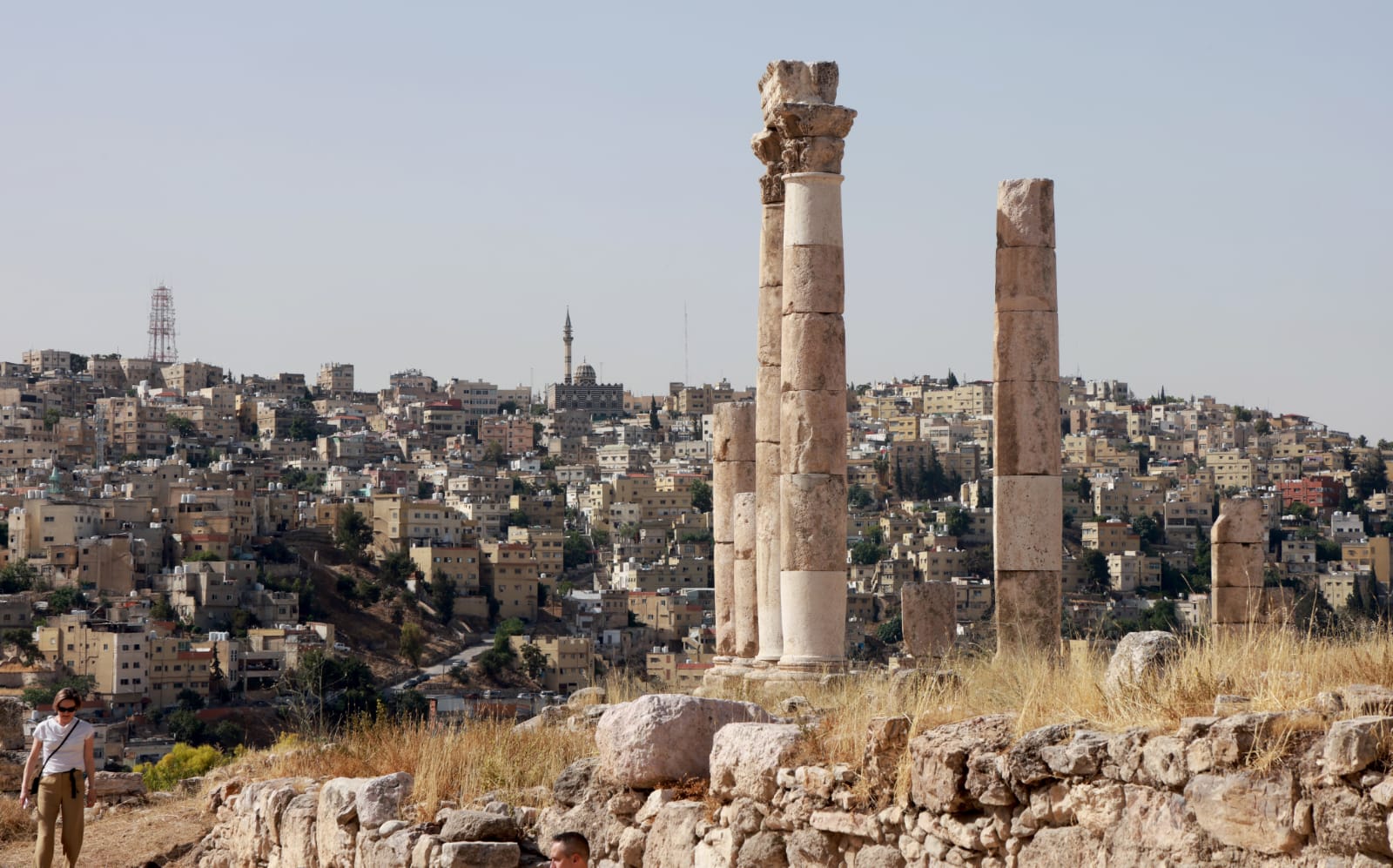 عمان مدينة التاريخ والحاضر   تصوير عوض الطويل
