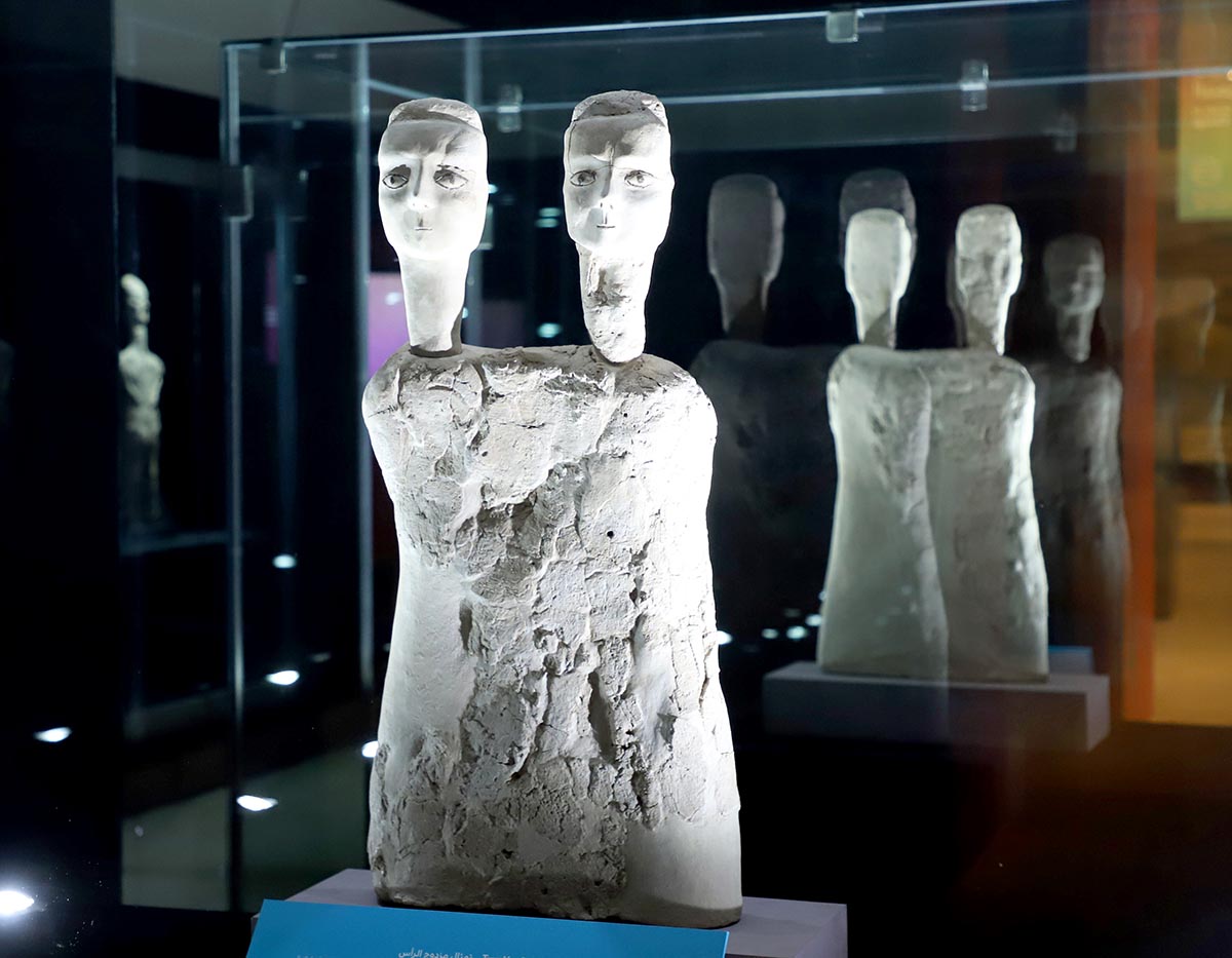 تماثيل عين غزال المعروضة في متحف الاردن يعود تاريخ صنعها الى منتصف الألفية الثامنة قبل الميلاد وتعبر من اقدم التماثيل المكتشفة في العالم -تصوير  علاء البني