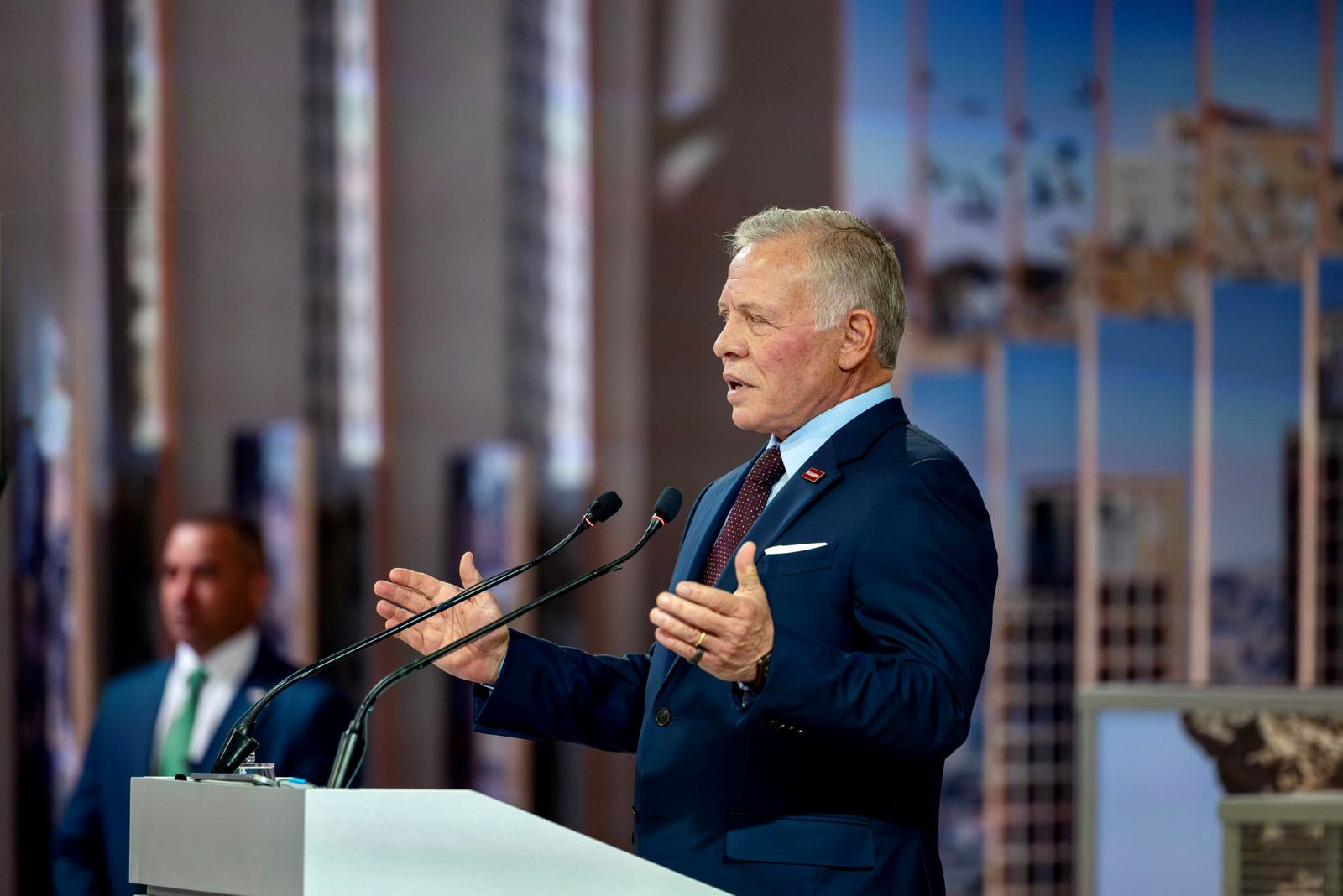 جلالة الملك عبدالله الثاني: أنا على العهد معكم دائما