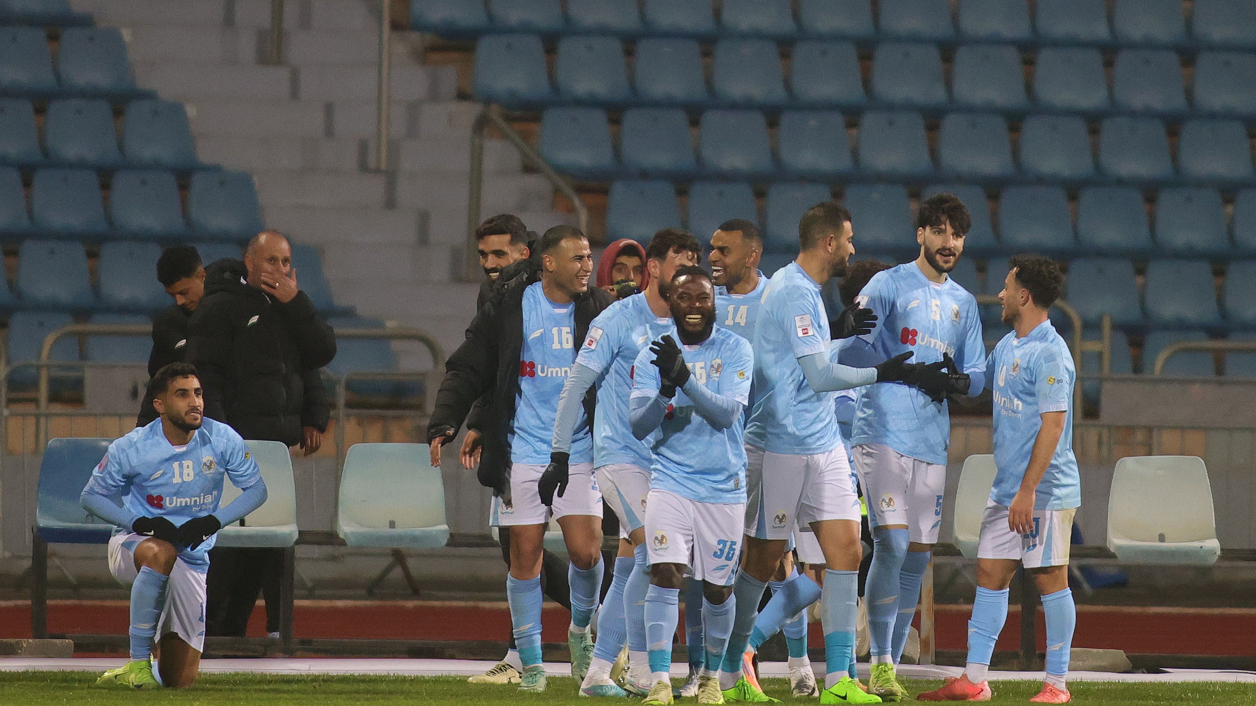  الفيصلي يغلب الوحدات ويتوج بلقب درع الاتحاد