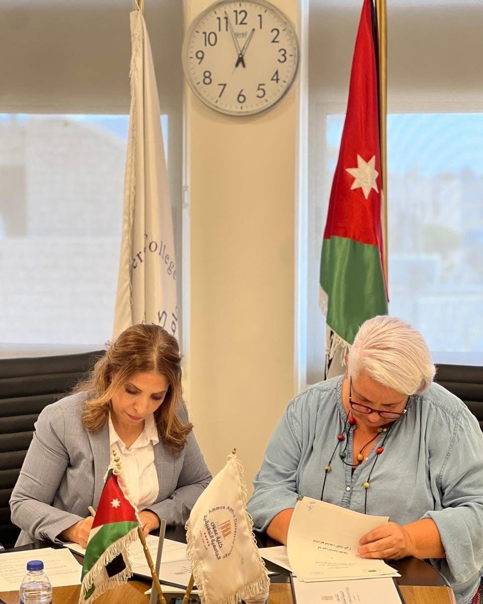  مذكرة تفاهم بين كلية عمون وسيلا للتدريب وحفظ التراث