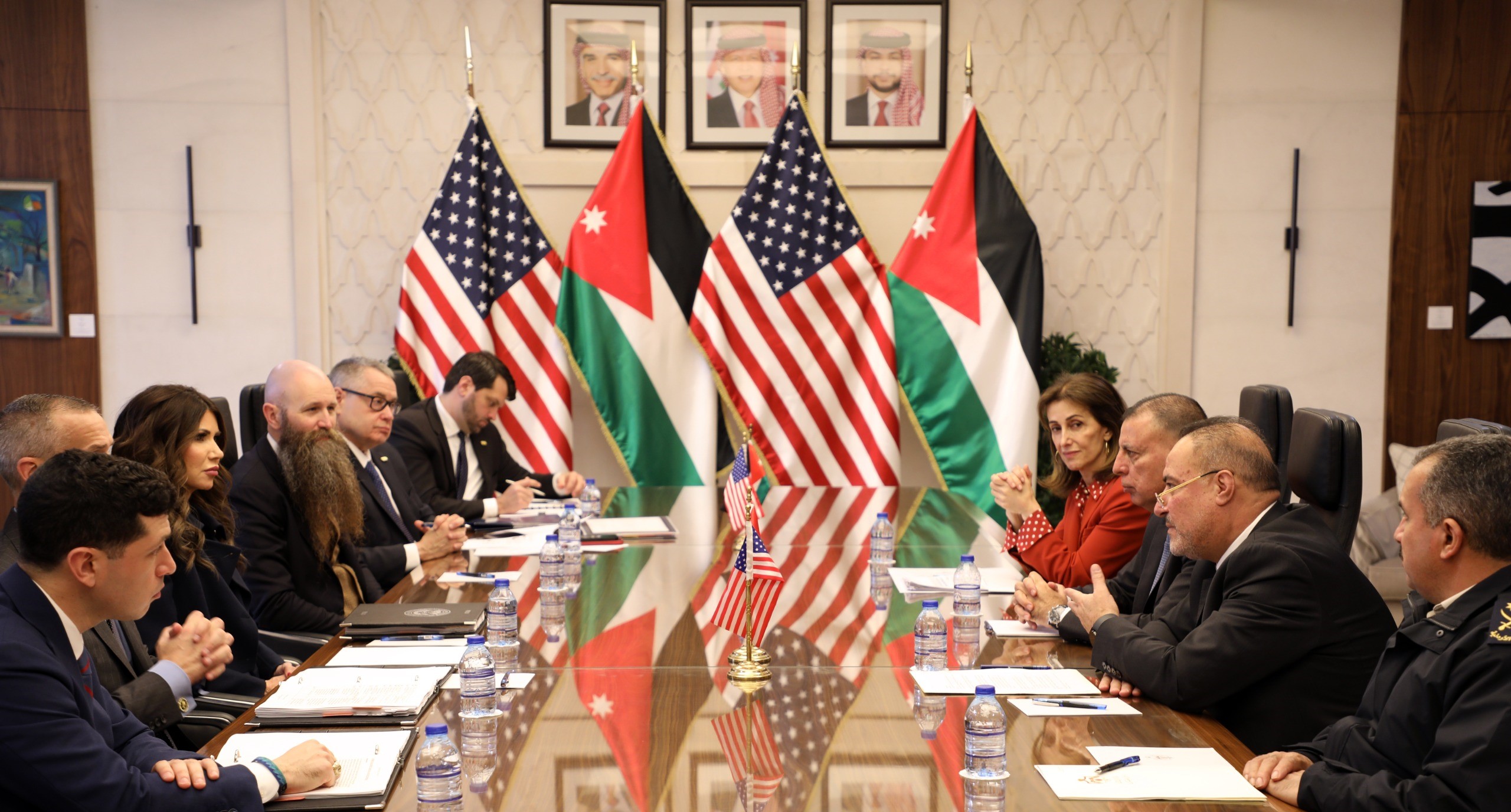  الأردن والولايات المتحدة يعلنان مشاركة الأردن في برنامج الدخول العالمي الذي يوفر مسارا خاصا لتسريع إجراءات الدخول للمسافرين الأعضاء عند وصولهم