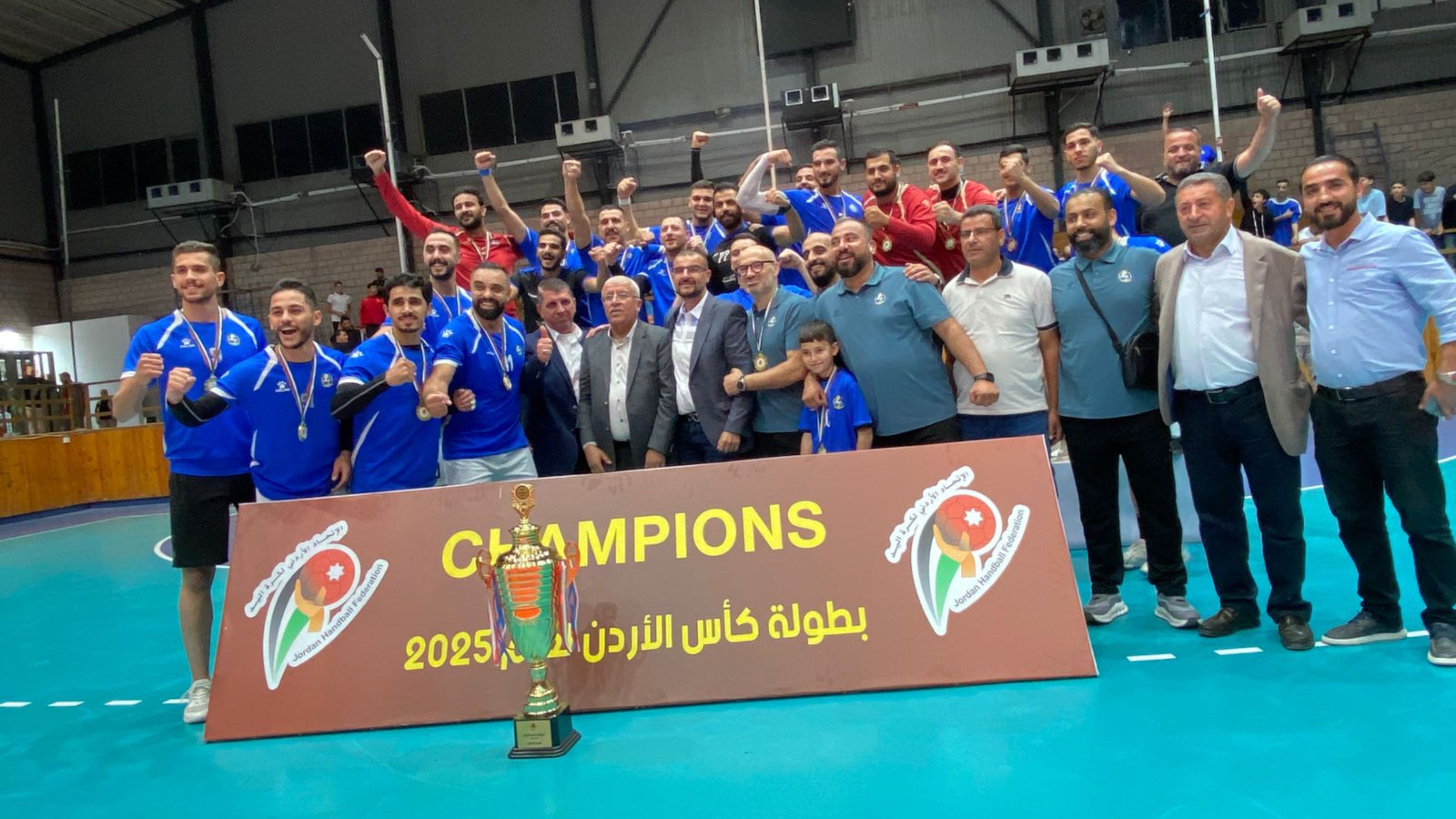  فريق السلط يغلب كفرنجة ويتوج بلقب كأس الأردن لكرة اليد 