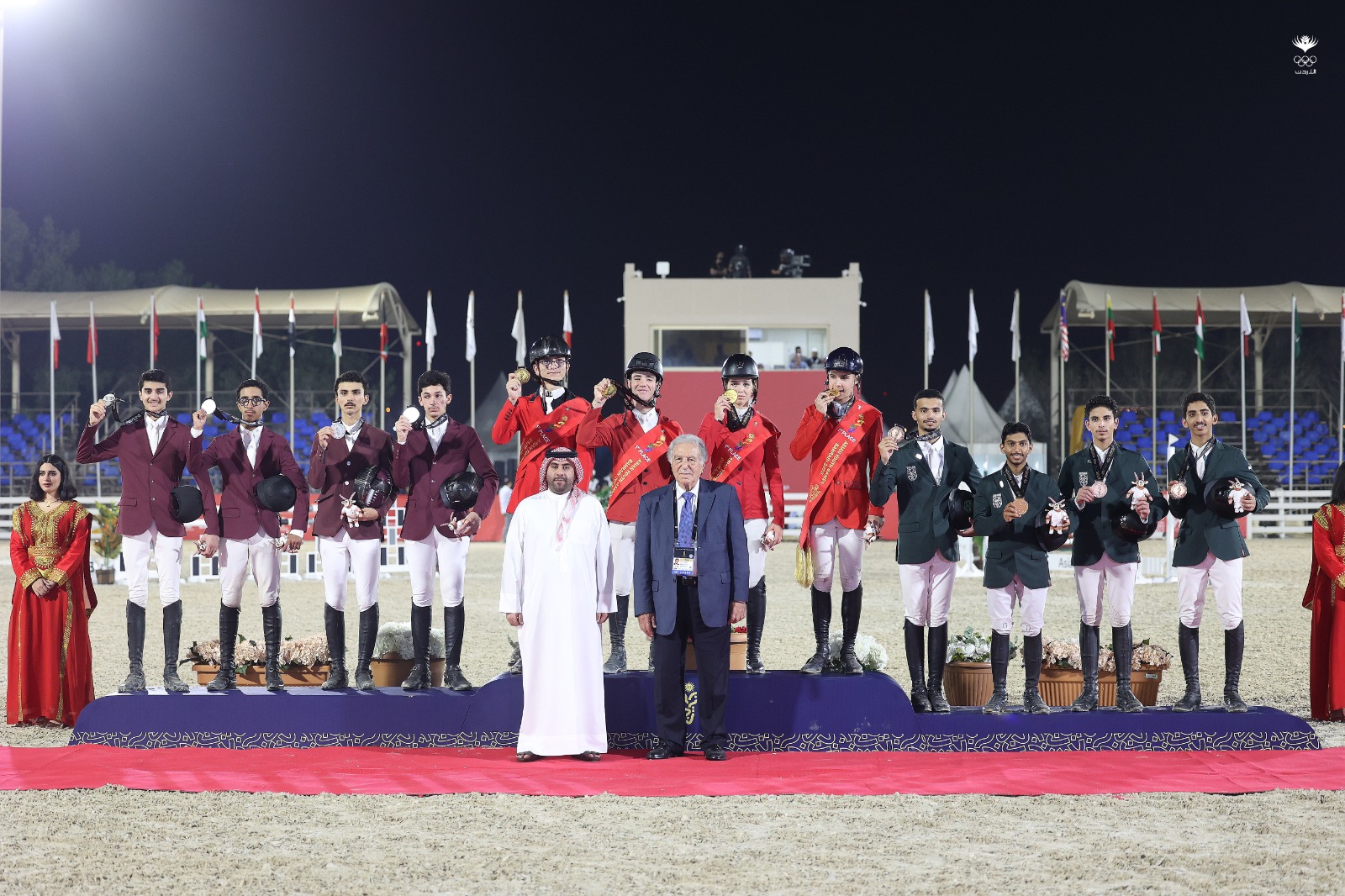  المنتخب الوطني لفروسية القفز عن الحواجز يُتوج بذهبية الفرق بدورة الألعاب الآسيوية 