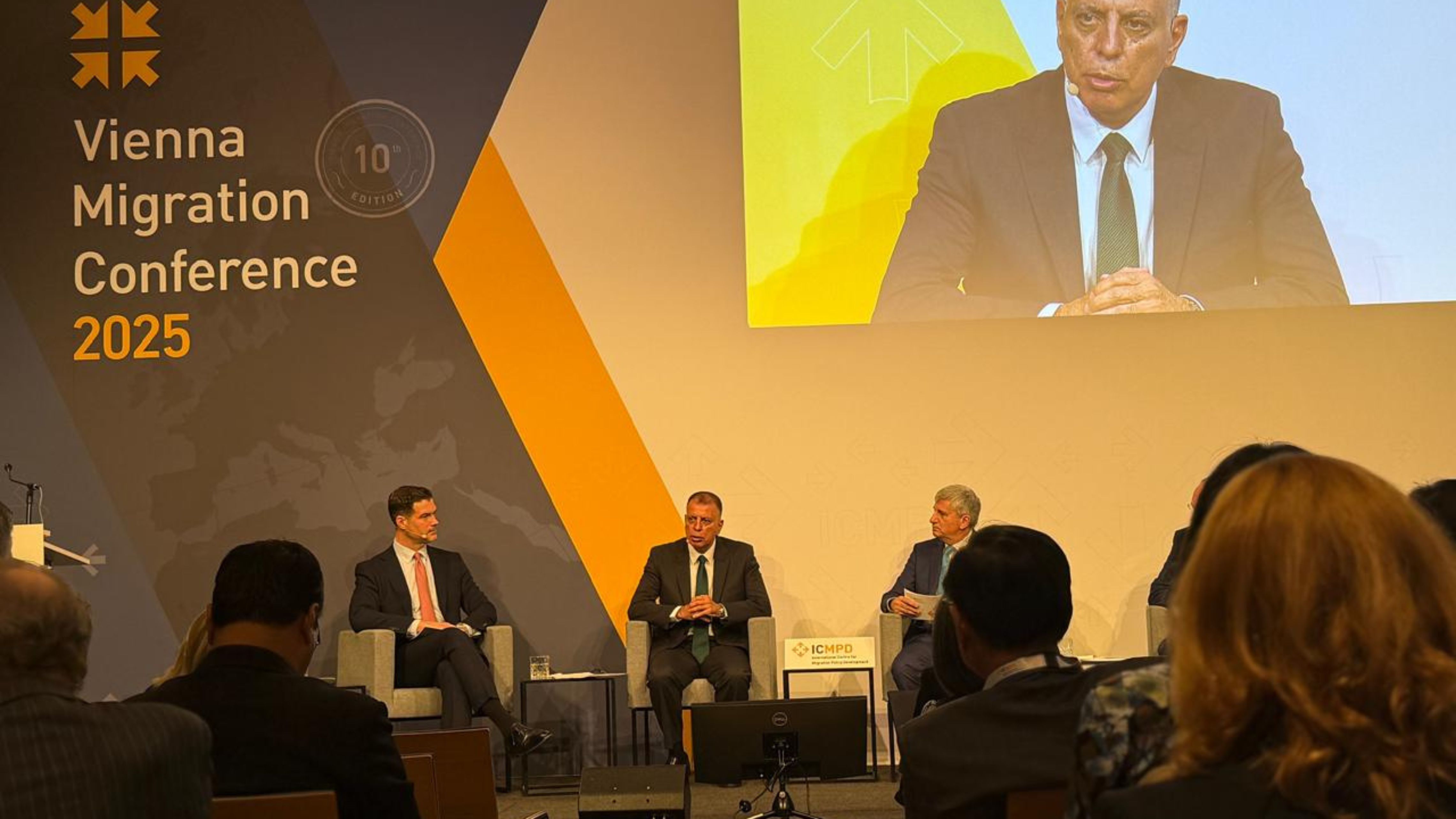  وزير الداخلية يشارك في أعمال النسخة العاشرة من مؤتمر فيينا للهجرة