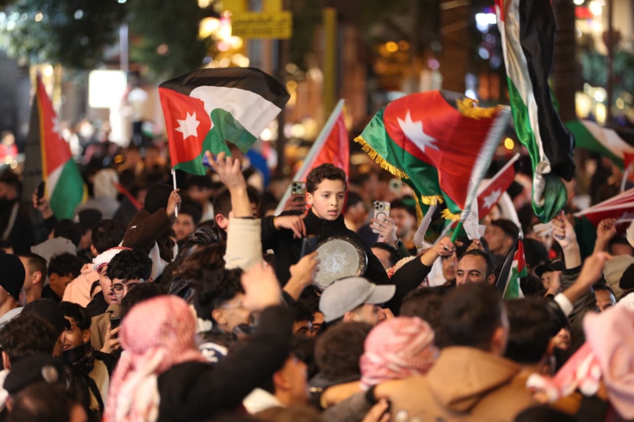  بحضور ولي العهد ..المنتخب الوطني يتأهل لنهائي كأس العرب