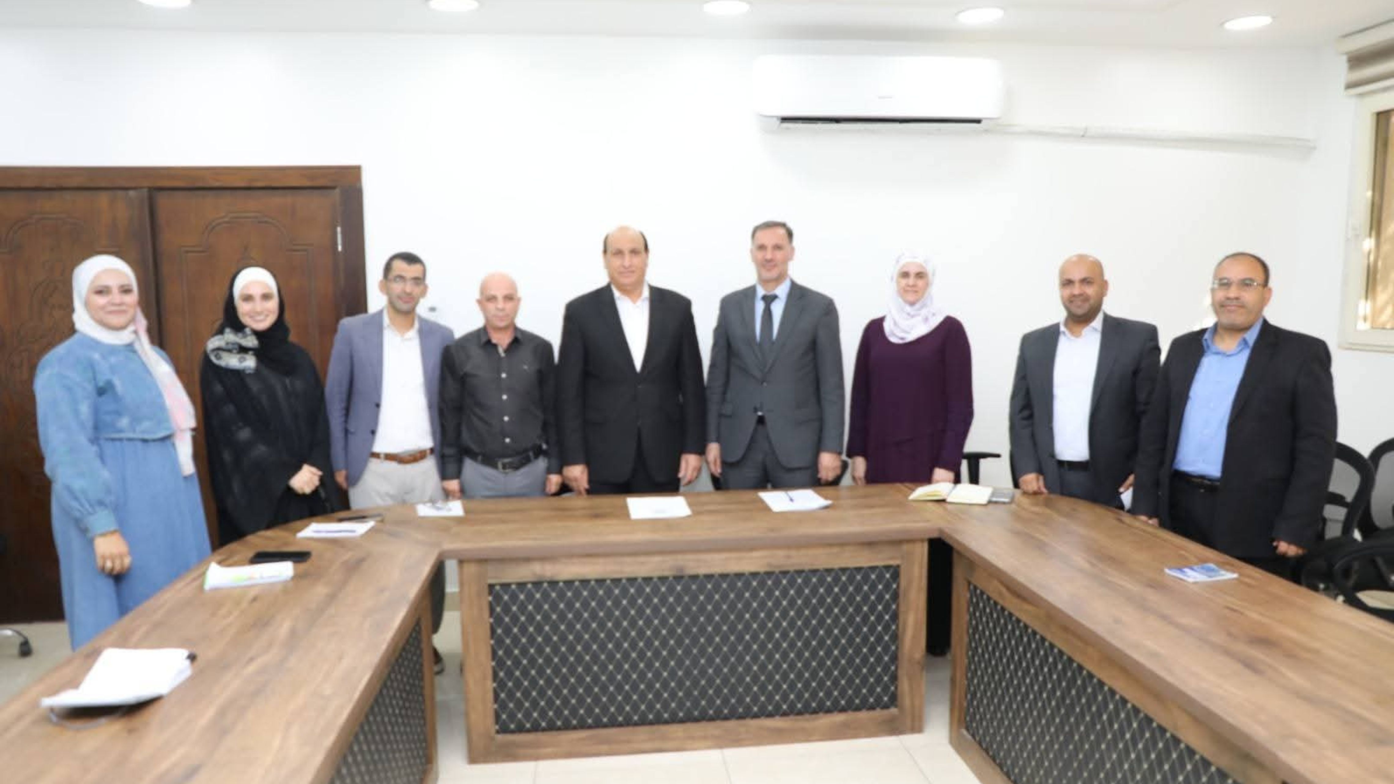  الرواشدة: تطبيق معايير شفافة في اختيار المشاركين بمهرجان الزيتون 