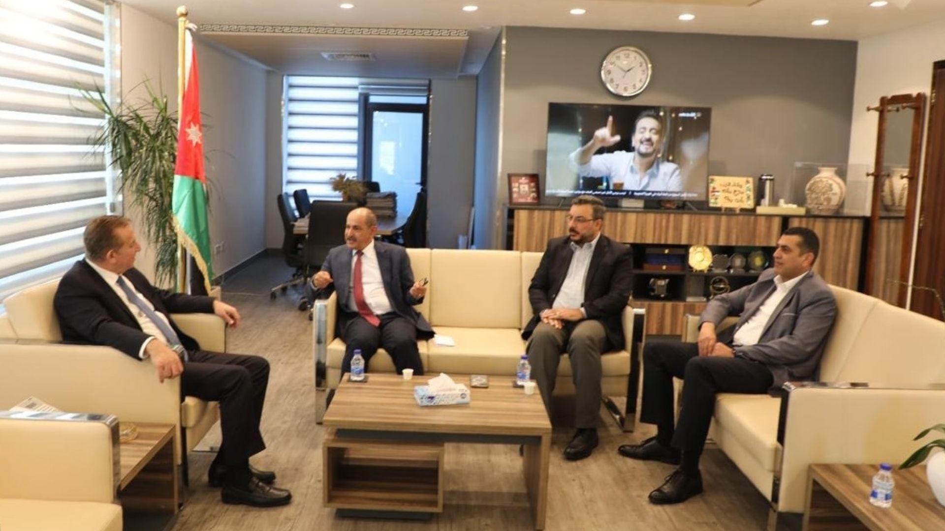  وزارة الزراعة ونقابة المهندسين الزراعيين تبحثان تعزيز التعاون المشترك