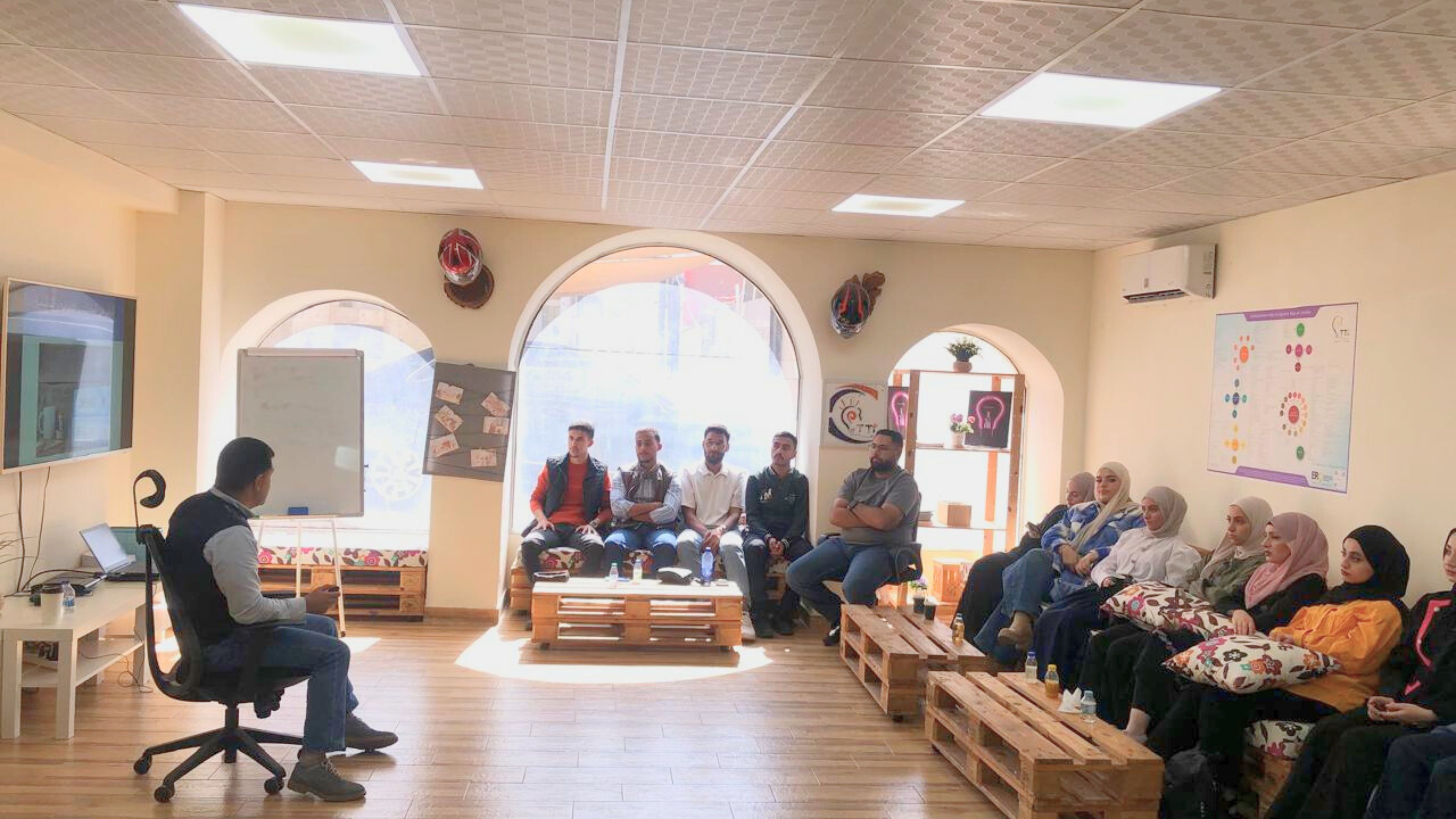 مركز إعداد القيادات الشبابية ينظم ورشة &quot;الريادة والذكاء الاصطناعي&quot;  