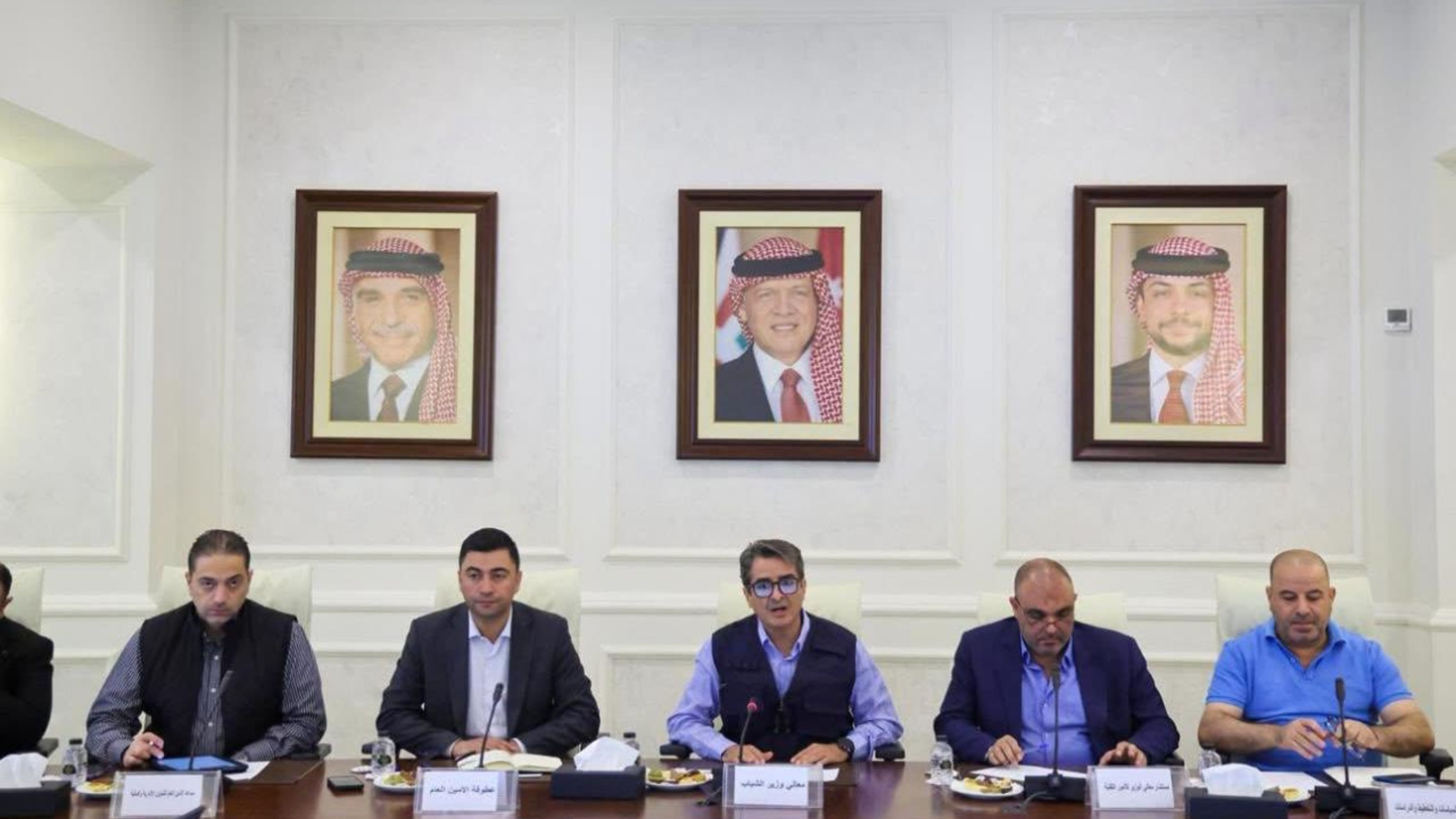  وزيرا الشباب والاقتصاد الرقمي يبحثان مستجدات خطة تطوير محطات المستقبل