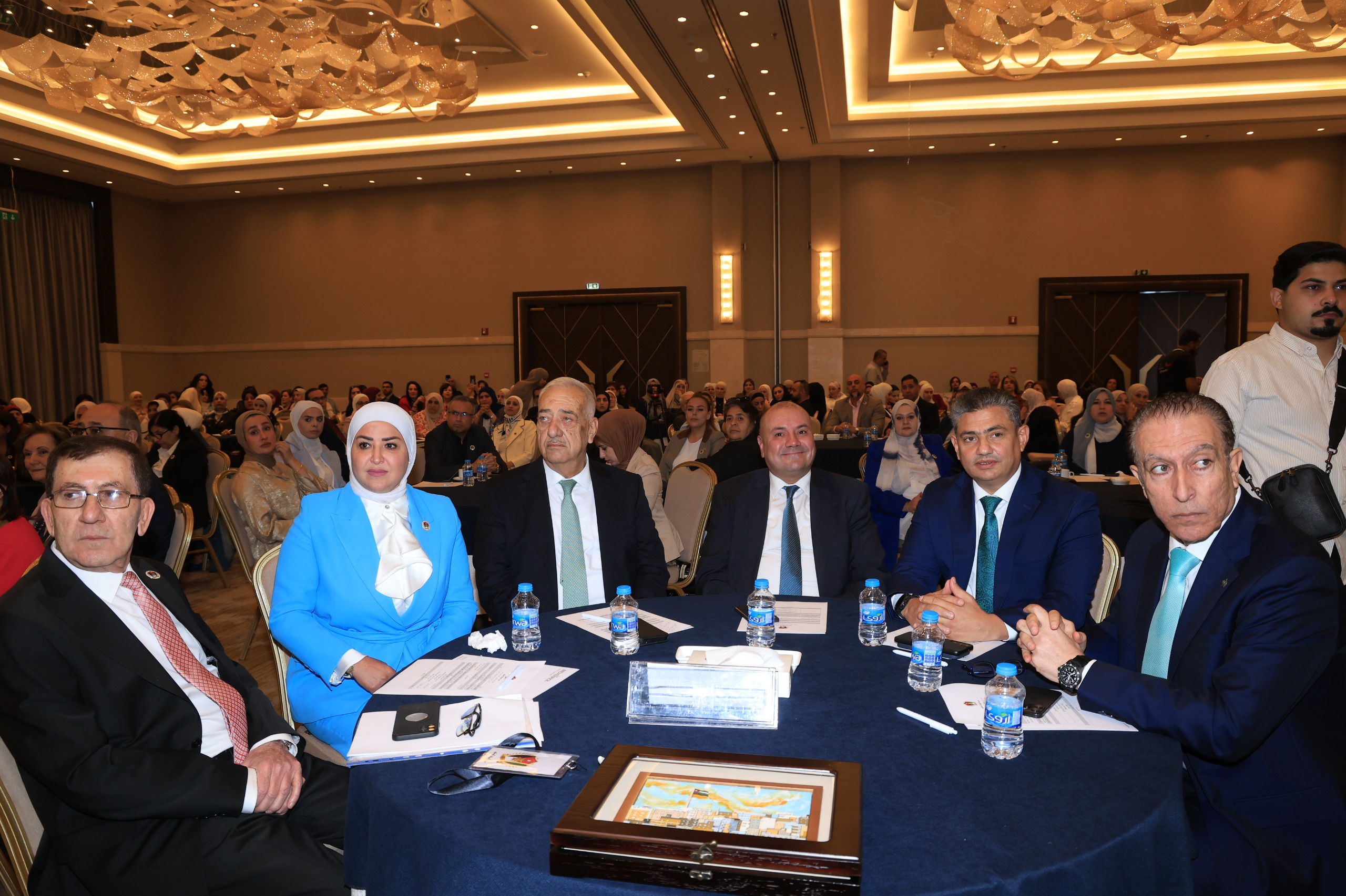  العودات: تمكين المرأة ركيزة أساسية في مشروع التحديث السياسي