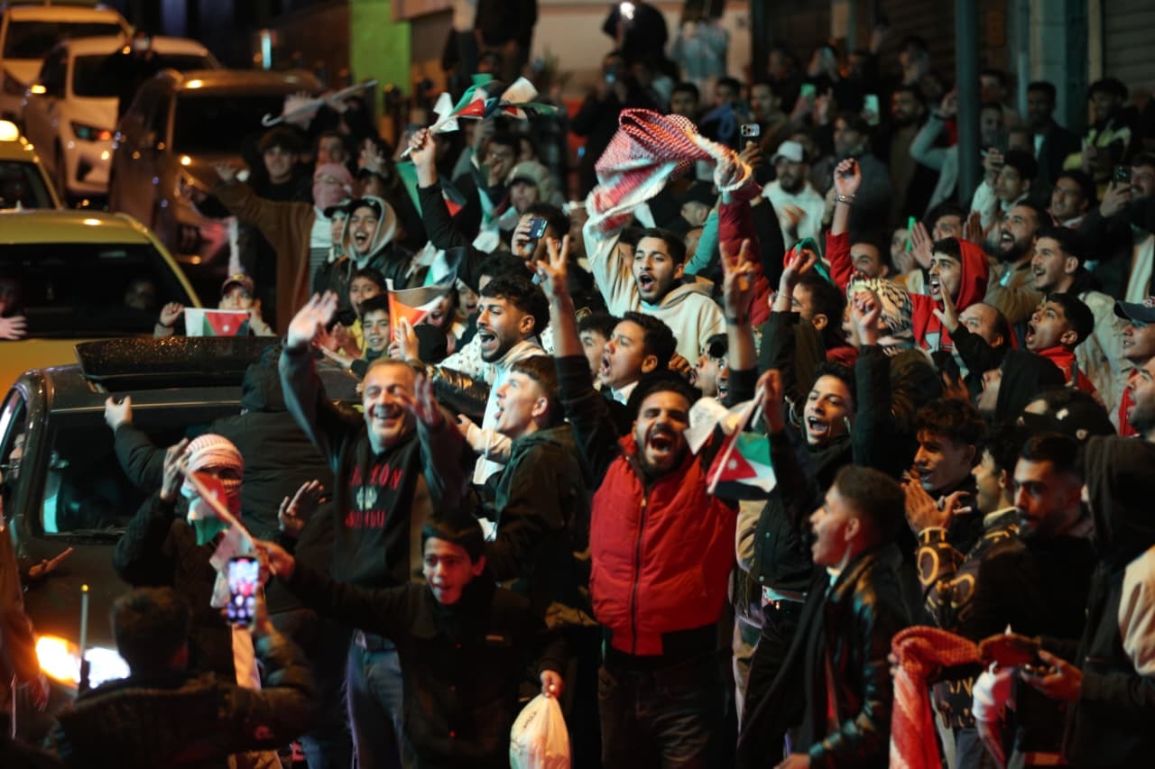  بحضور ولي العهد ..المنتخب الوطني يتأهل لنهائي كأس العرب