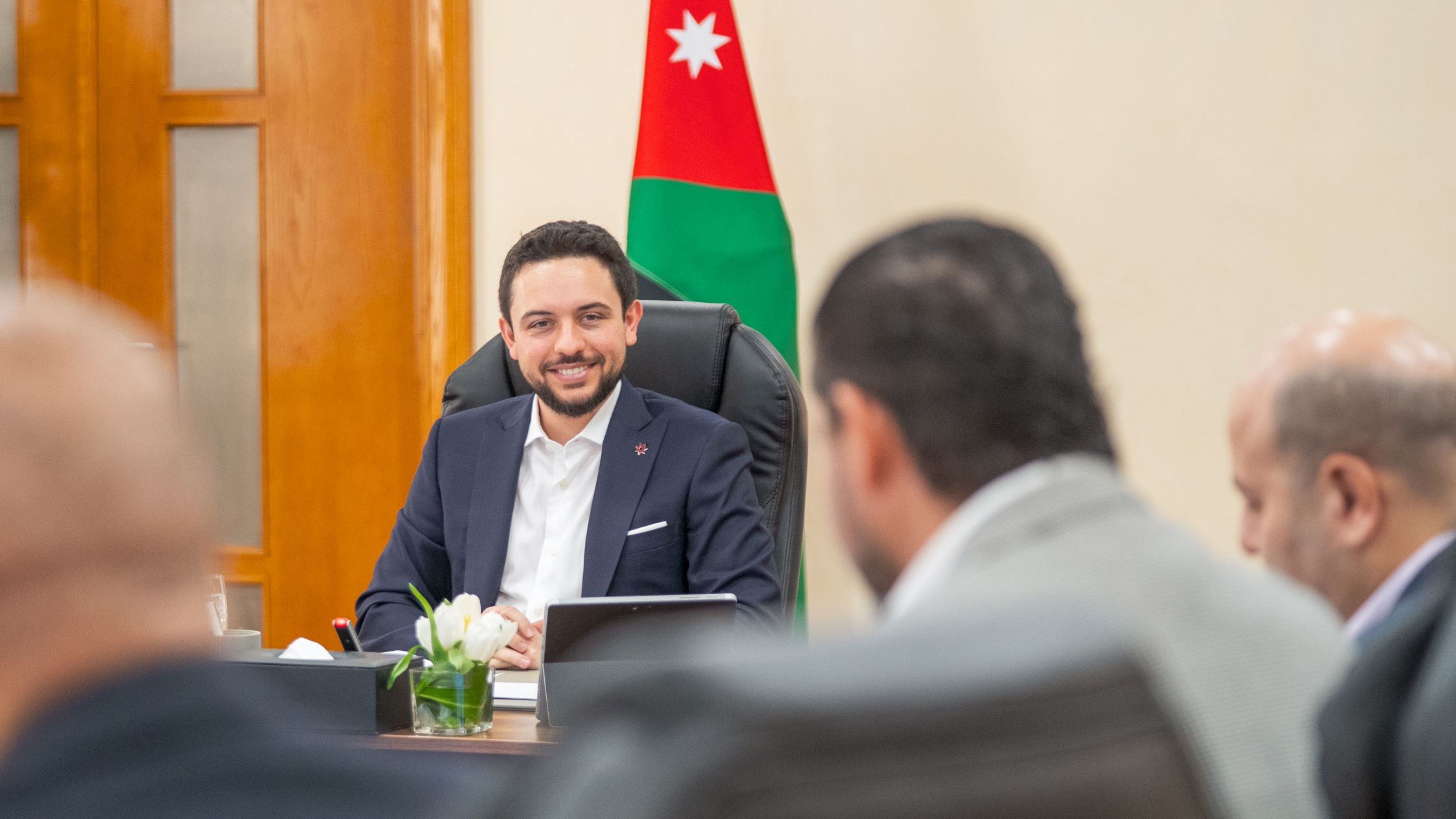  ولي العهد يؤكد أهمية تسهيل إجراءات الاستثمار في العقبة