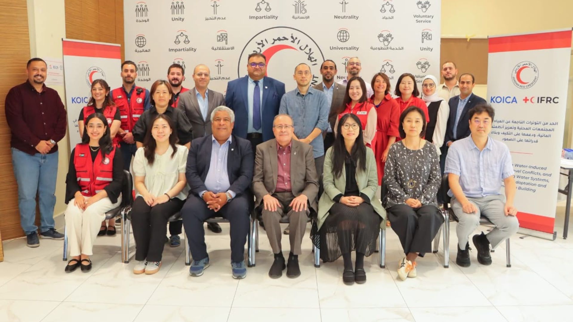  وفد من وكالة &quot;كويكا&quot; وجامعة إيها للإناث يزور الهلال الأحمر