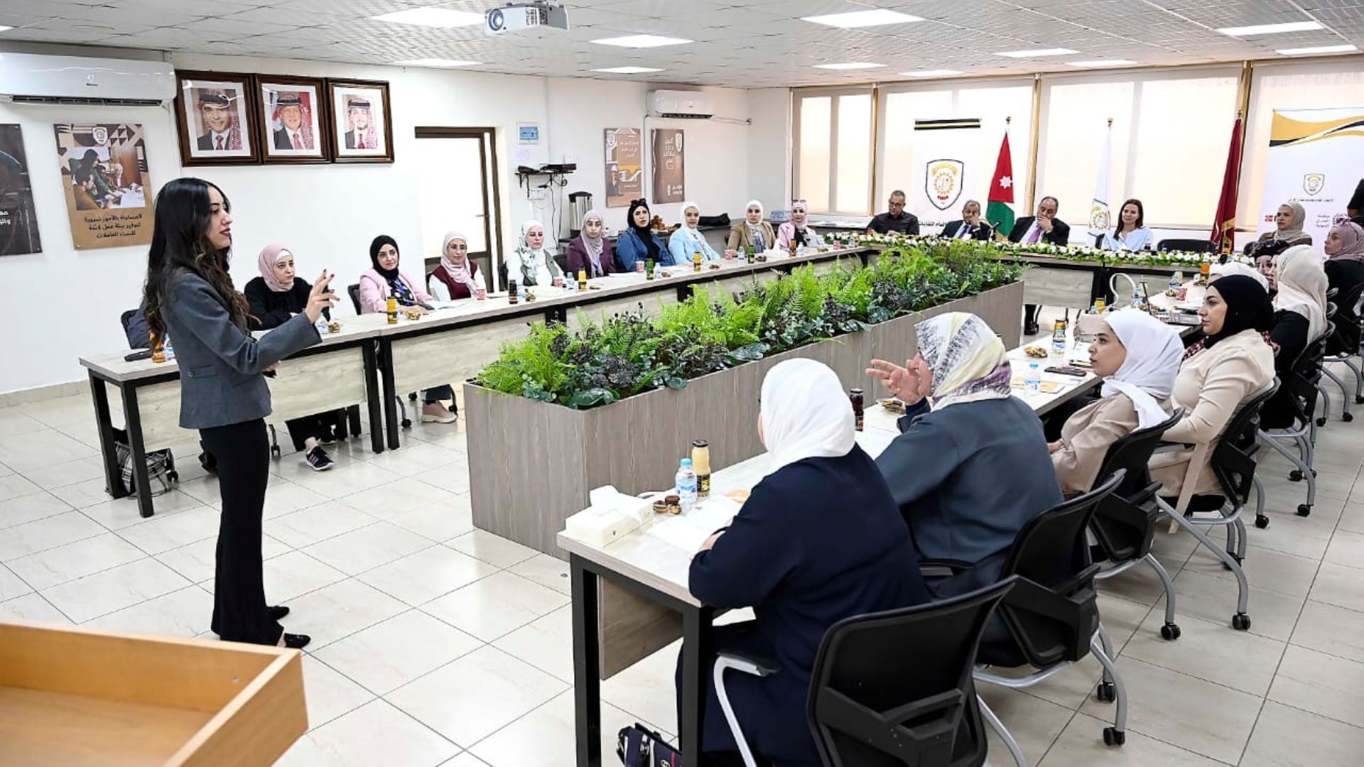  جلسة توعوية للعاملات بالتعليم الخاص ضمن مشروع &quot;قوة النقابات&quot;