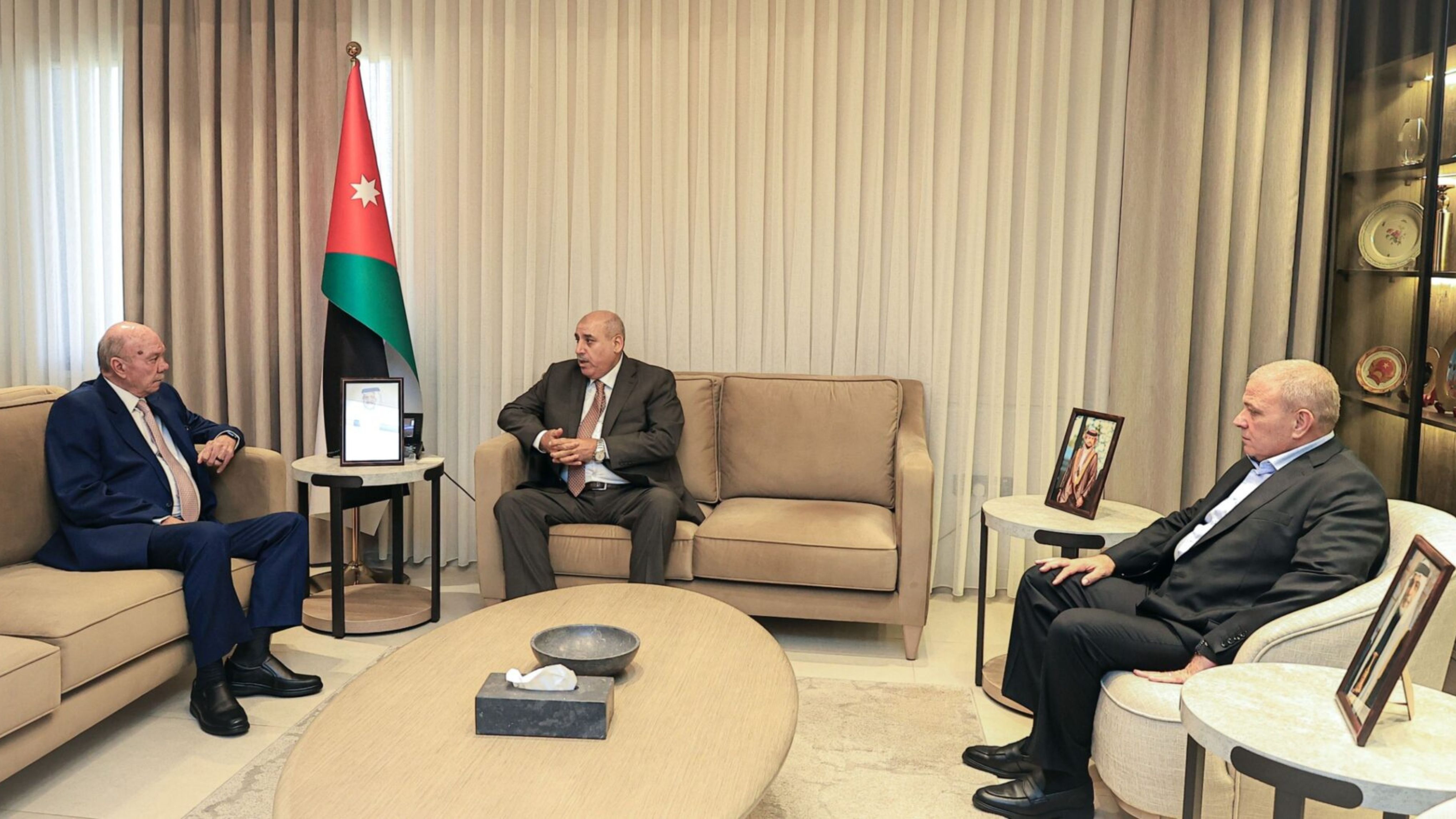  القاضي والفايز : خطاب العرش خارطة طريق لتحقيق الأهداف الوطنية