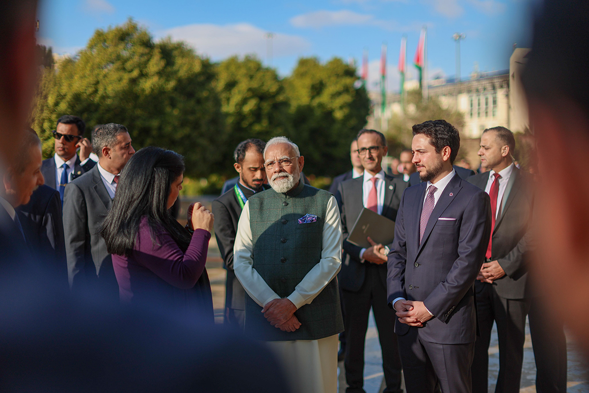 ولي العهد يصطحب رئيس الوزراء الهندي في زيارة إلى متحف الأردن