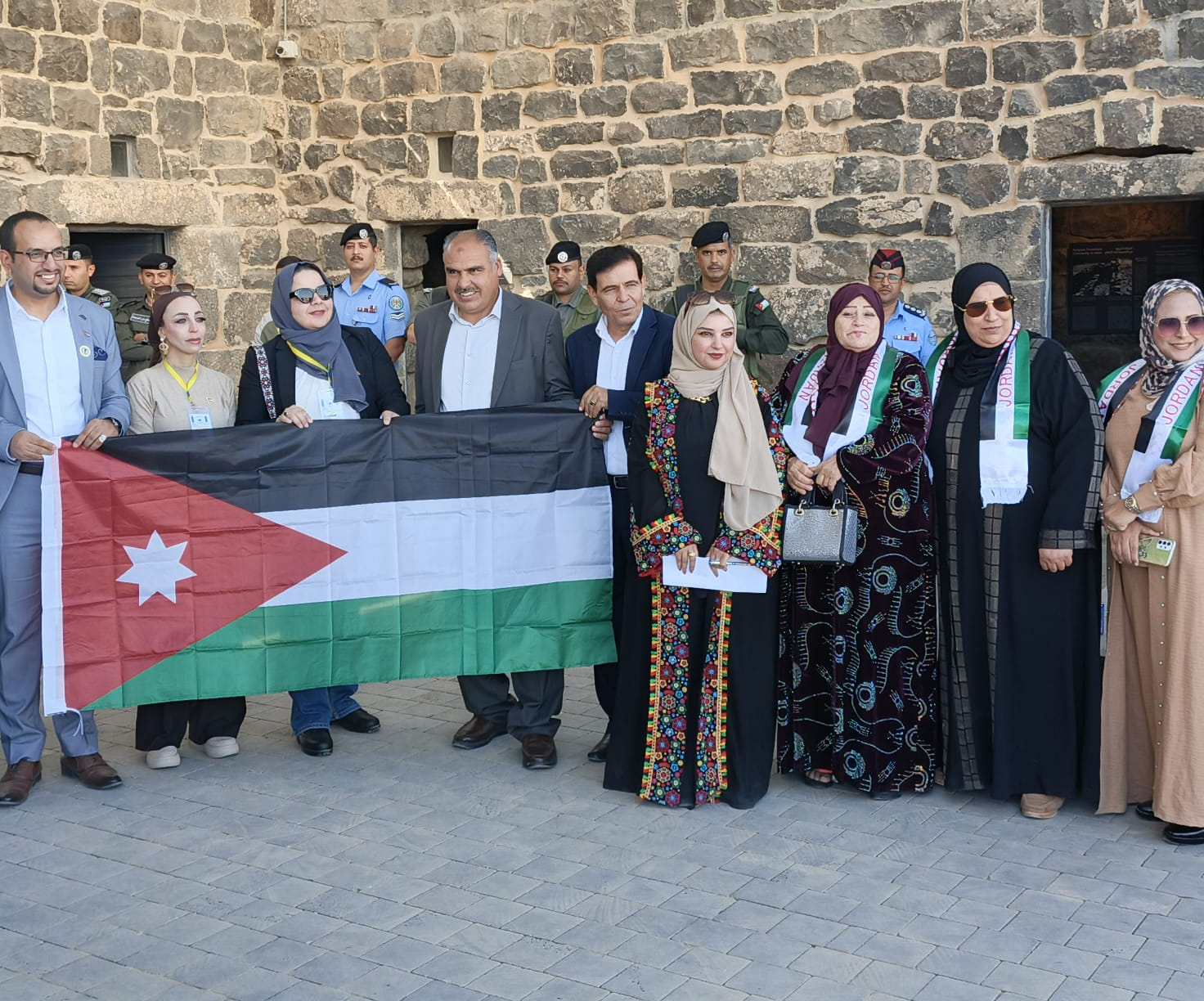  انطلاق مخيم شباب دولي في أم الجمال